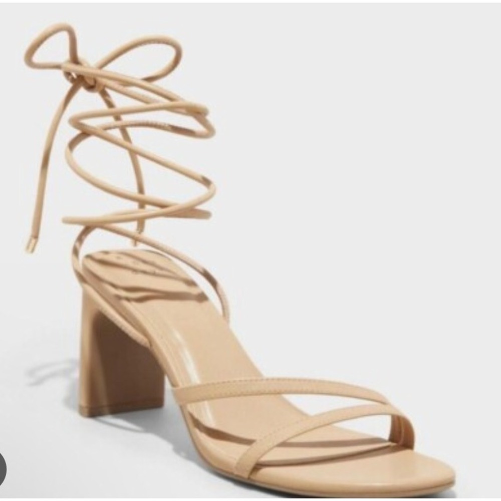 A New Day Tan Strappy Lace Up Block Heel Sandals Womens 8.5 Beige Mid Heel